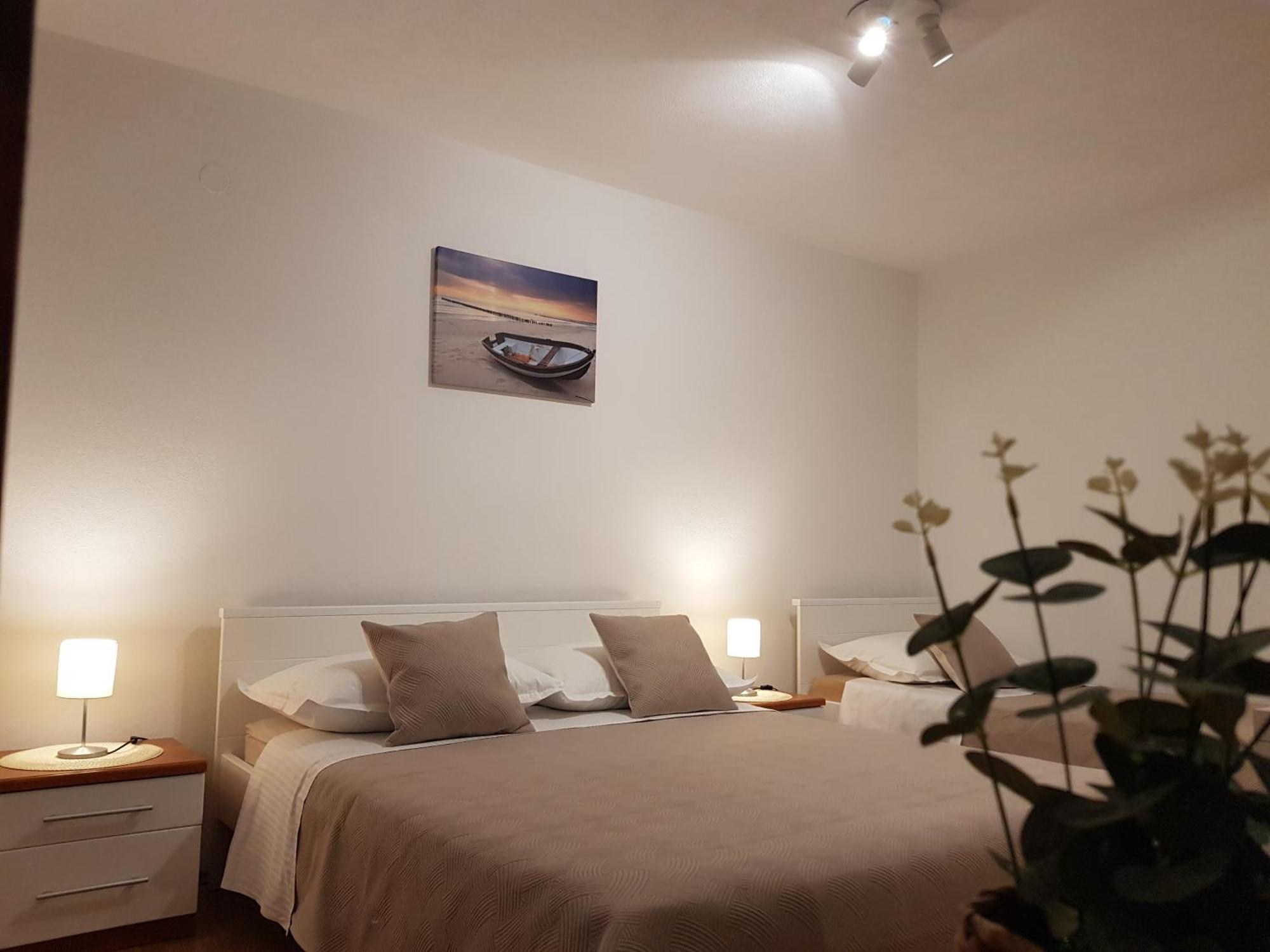 Bed & Breakfast Huljic Hvar Town Exteriör bild